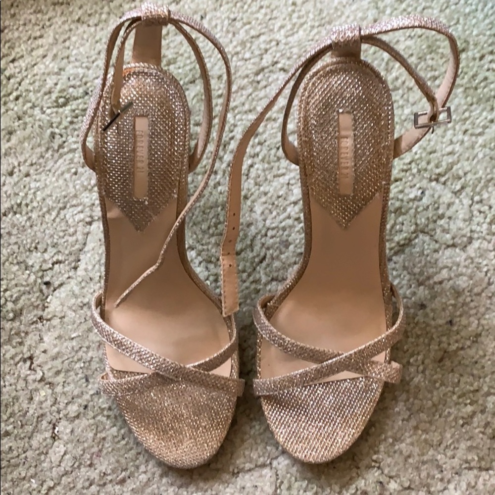 Cute going out heels !